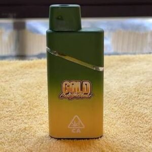 Gold Coast Clear 2g disposable vape device
